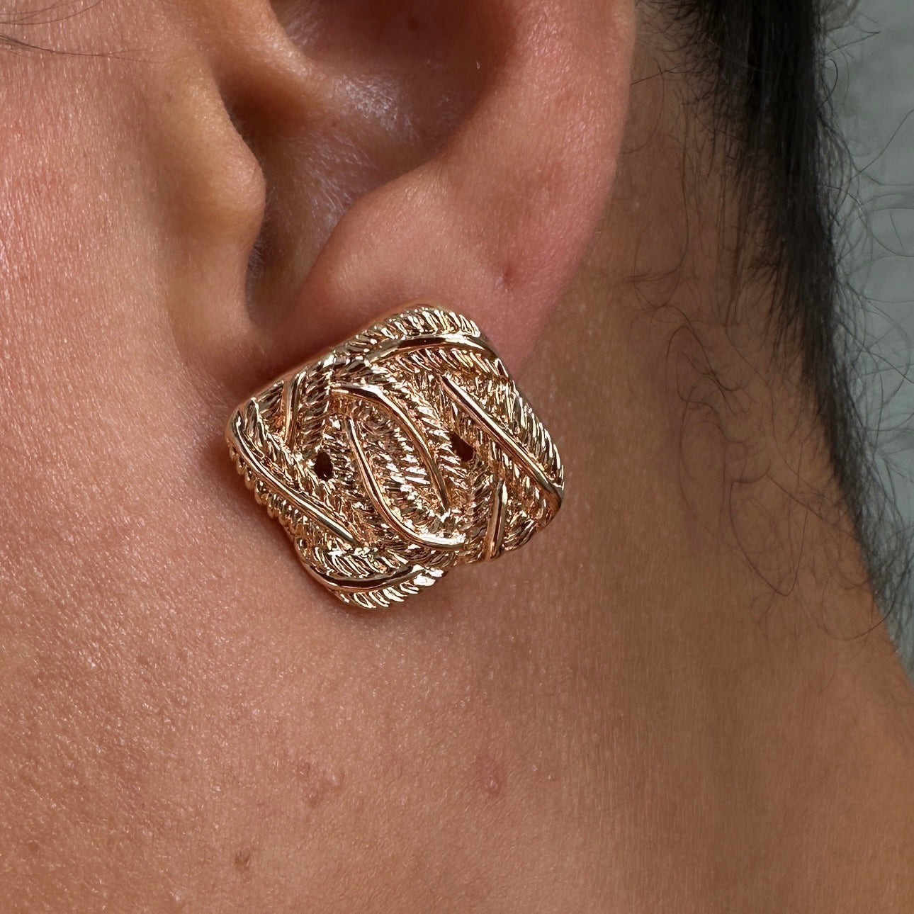 Knotwork stud earrings