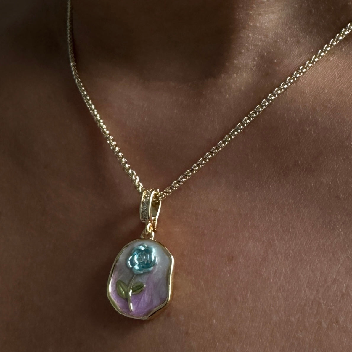 Pastel Rose Pensant