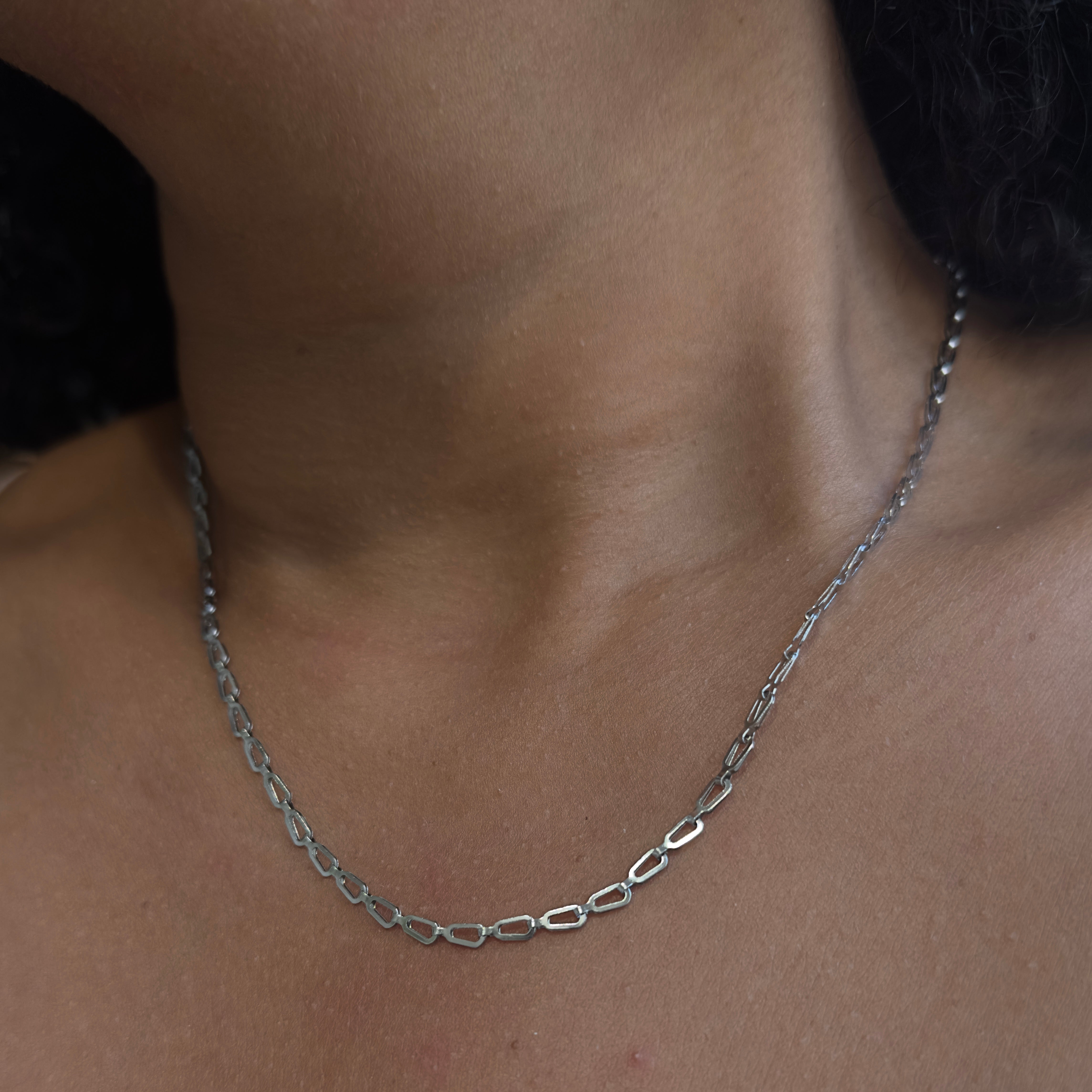 Silver circular link Chain