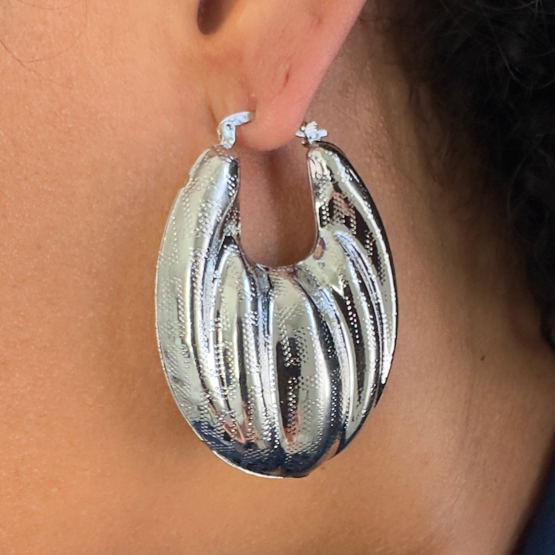 Golden Shell Earrings