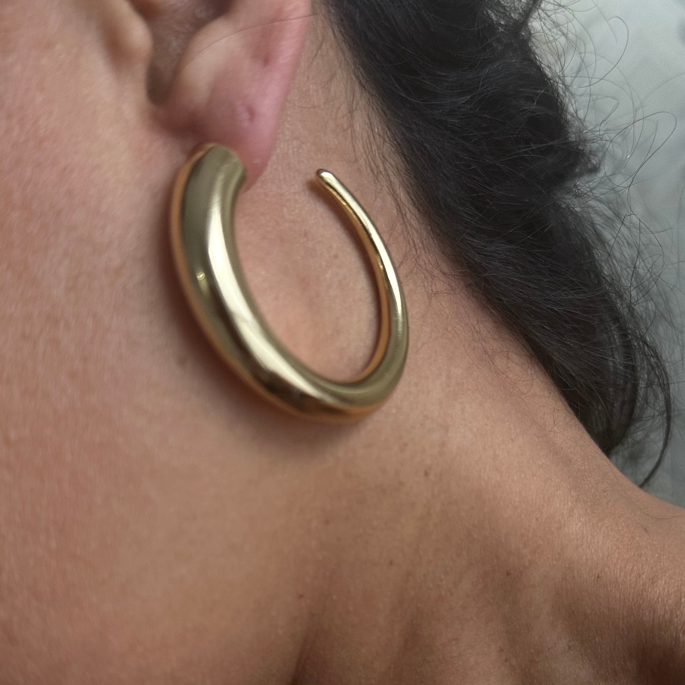 Graduated Hoop Earrings