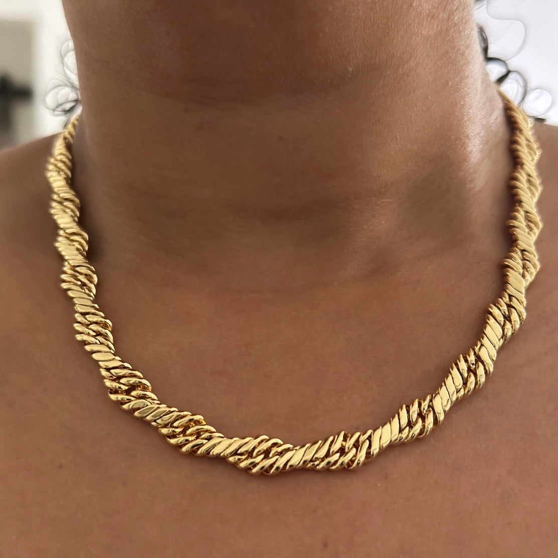 Twist of Fate Necklace