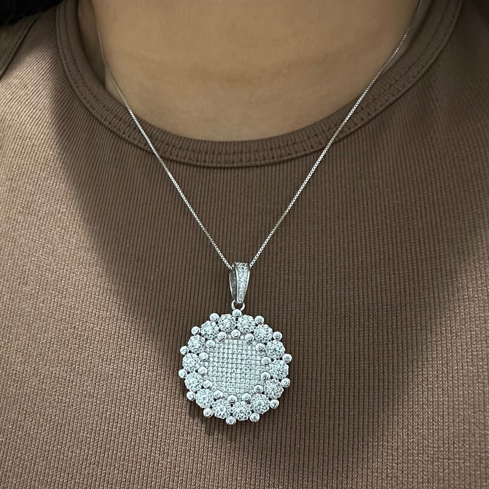 Luna Luxe Pendant Necklace