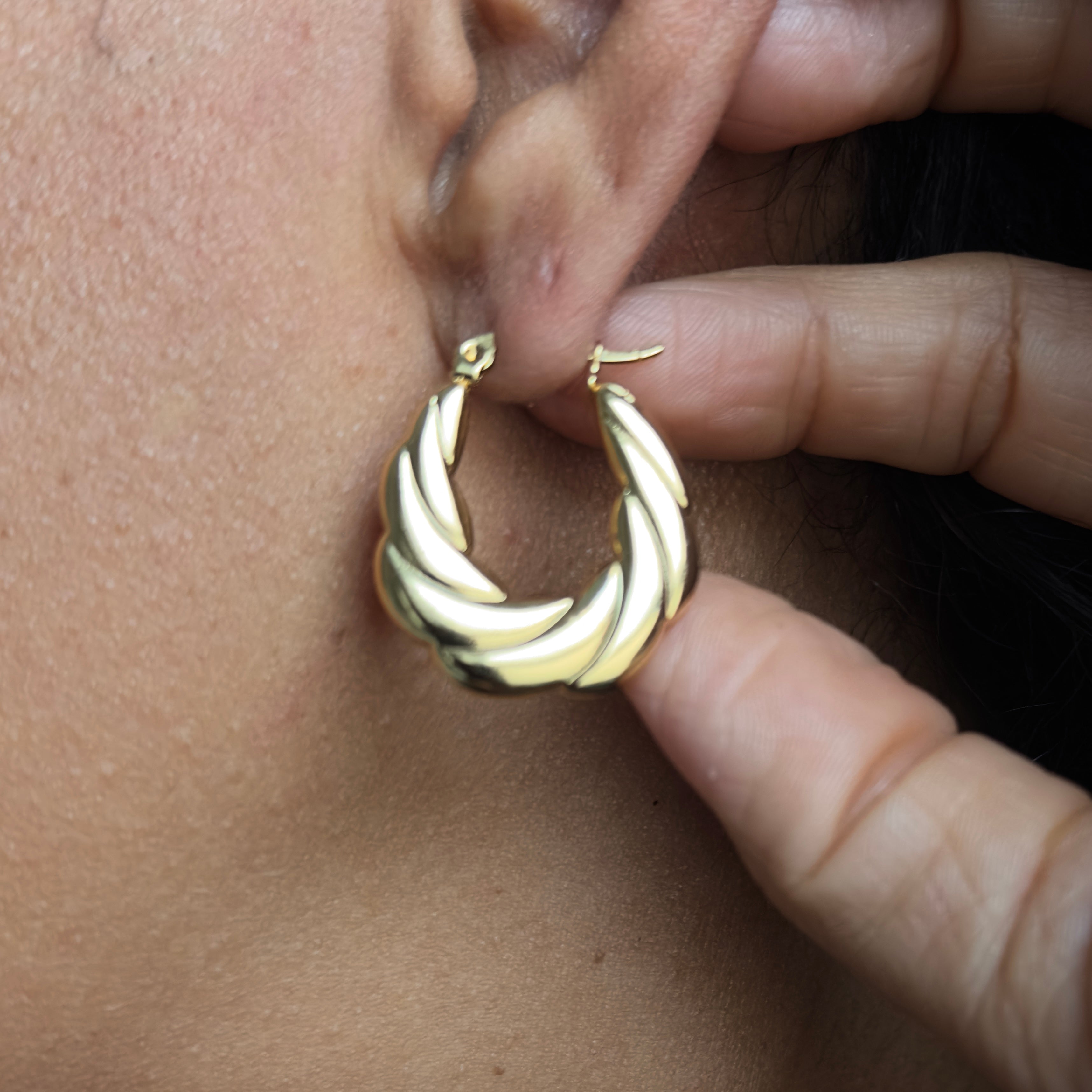 Twisted Retro Hoops