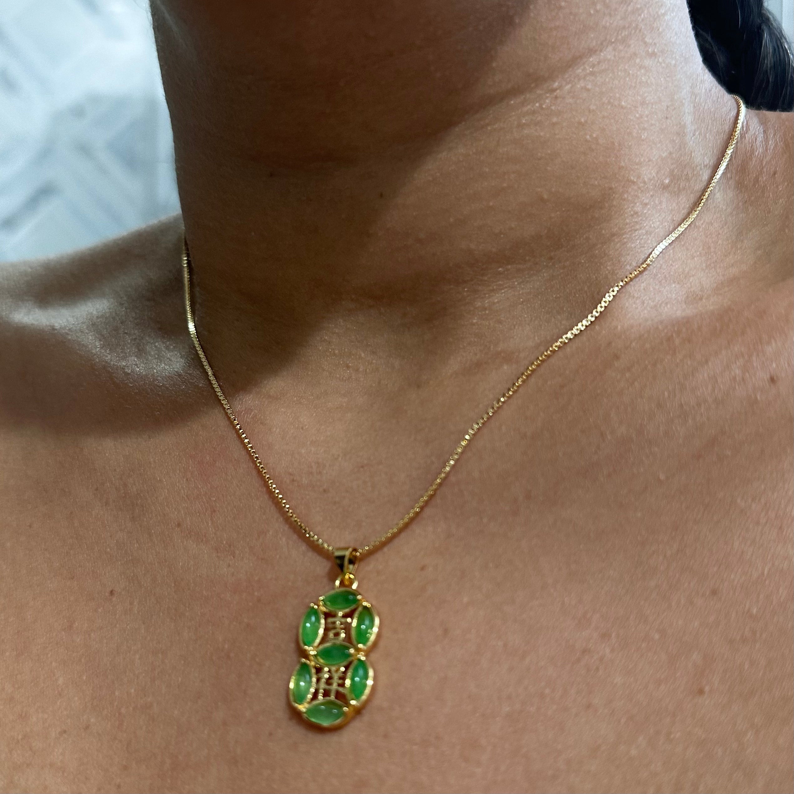 Jade Dúo Happiness Symbol Necklace
