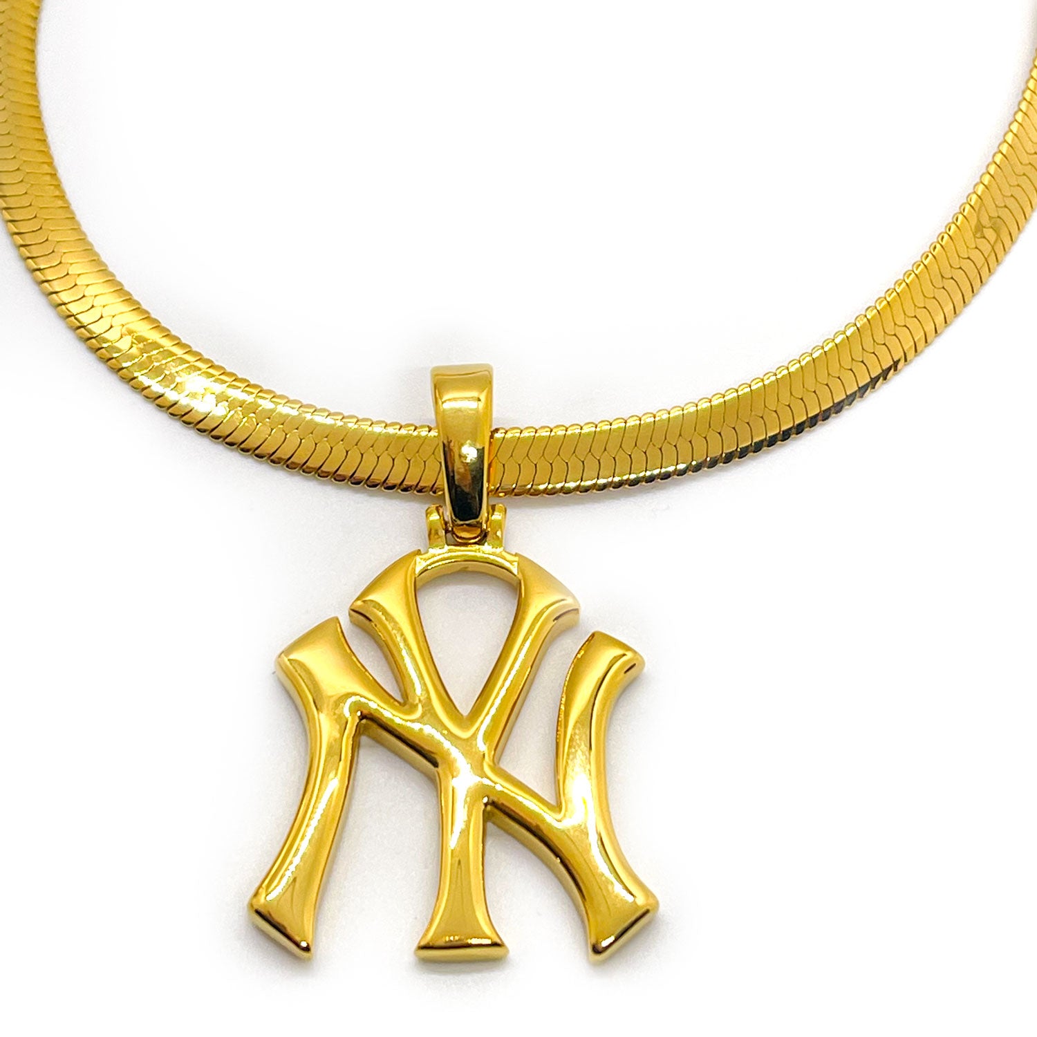 Yankee Pendant Necklace
