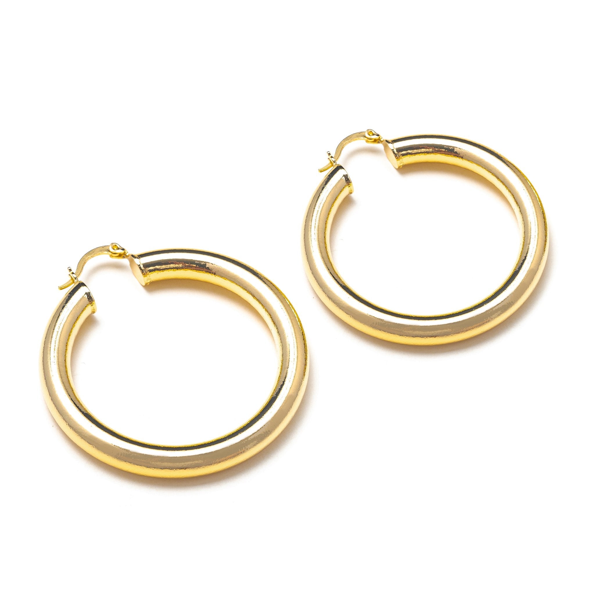 Small Chunky Classic Hoops